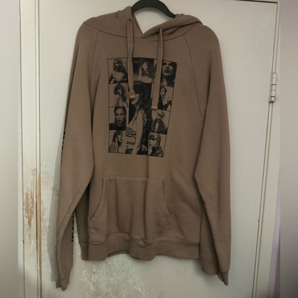 Taylor Swift Hoodie XL